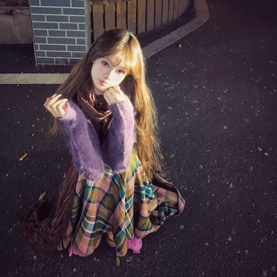 日系复古文艺秋冬氛围感穿搭一整套女紫色套头毛衣格纹半身裙套装