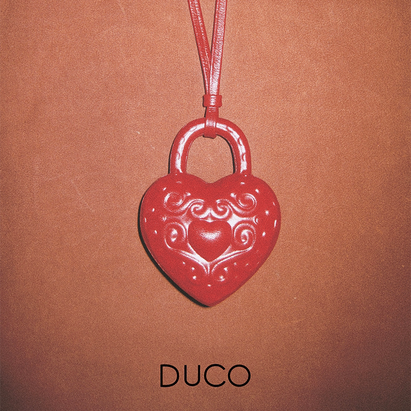DUCO Fidora系列 爱心植物纹理原创真皮吊坠长款项链毛衣链