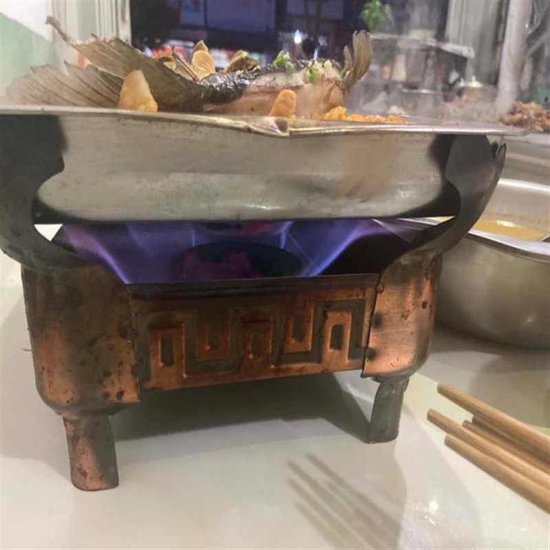 固体酒精桶装固态酒精块固体酒精块酒精膏烧烤火锅6斤桶装燃料图片