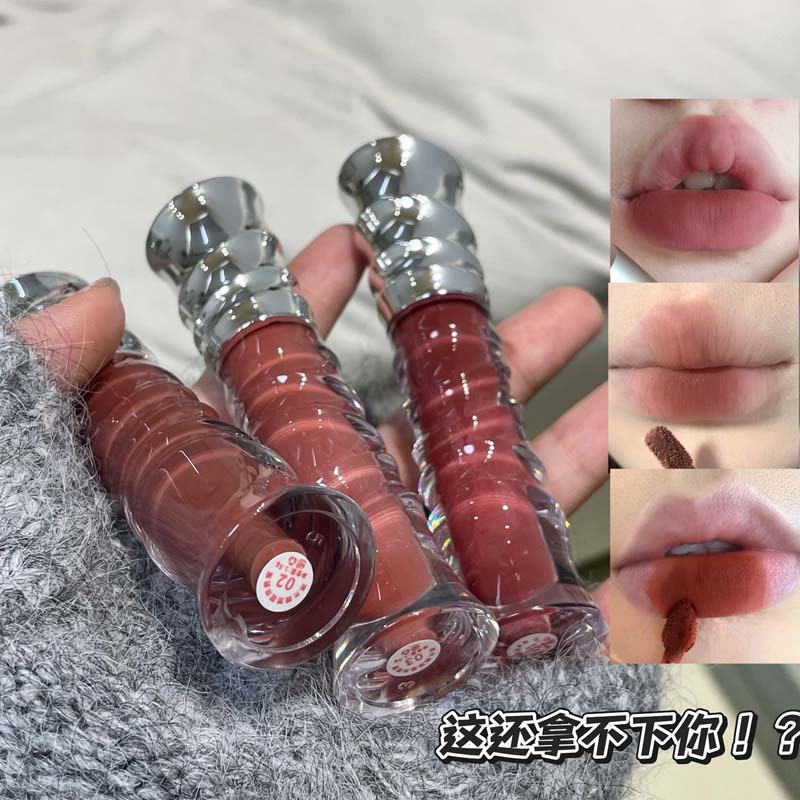 kobeleen丝绒雾光唇釉伪素颜显色