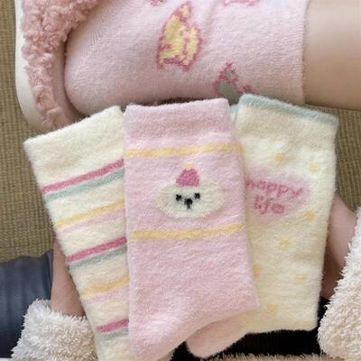 毛绒袜子女秋冬珊瑚绒月子袜加厚保暖可爱澳绒绵袜居家地板睡眠袜