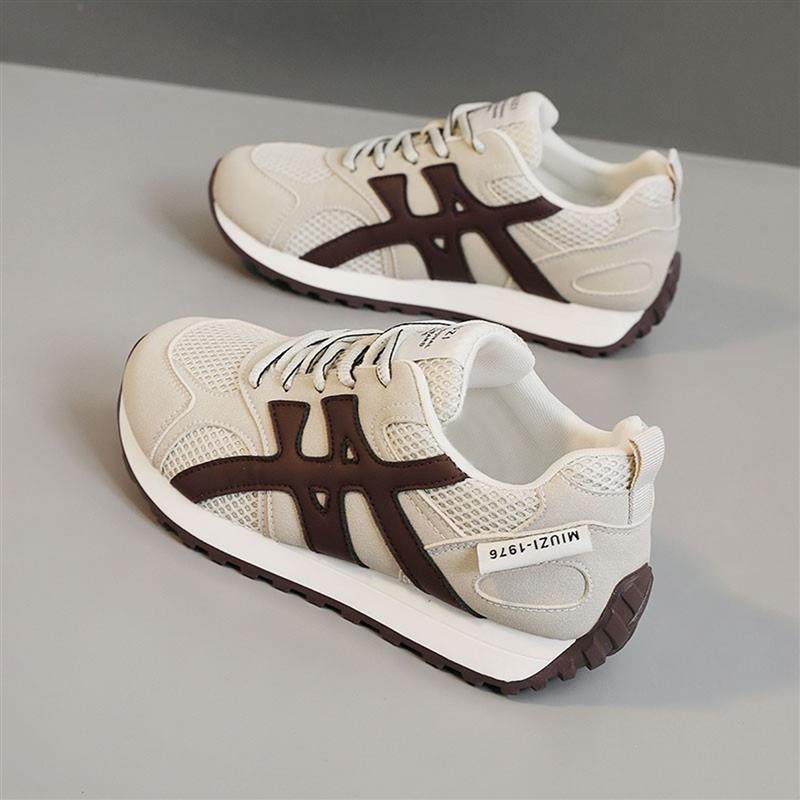 轻便软底透气运动鞋女春秋季爆款阿甘鞋不累脚百搭休闲鞋跑步鞋子