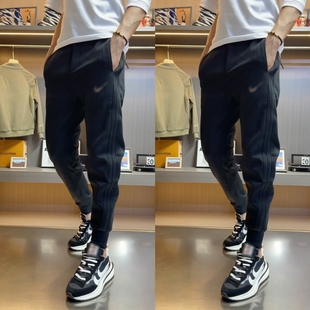 2025秋冬季节新款简约纯色加绒加厚卫裤男士时尚潮流百搭休闲长裤