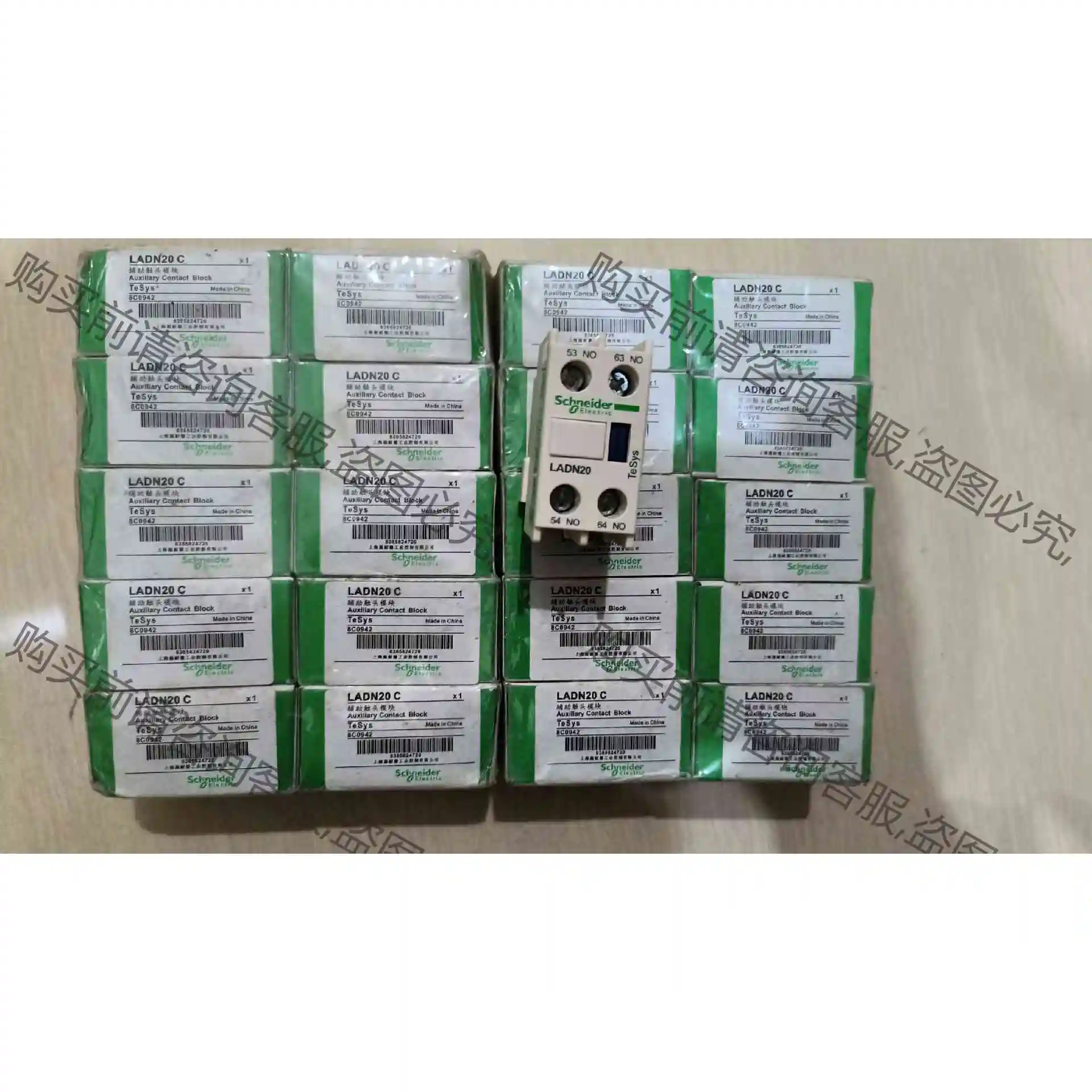 施耐de接触器辅助触头LADN20C 议价产品 原装拆机功能完好