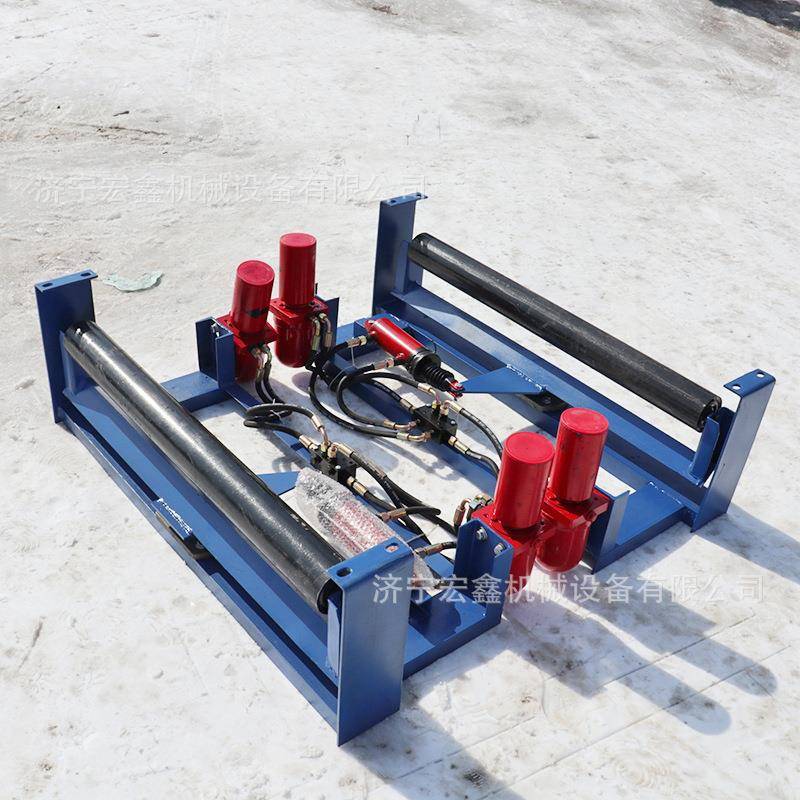 全自动皮带液压纠偏装置双向调心托辊支架皮带输送机调偏装置