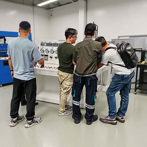 75KW液压泵马达缸实验台适用矿山内燃机车 比例阀测流量功率压力