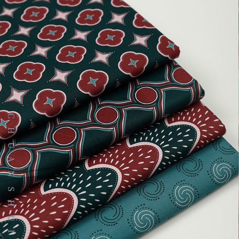 川水品牌 纯棉布料复古摩登旋转圆圈方块红绿配色家居手工布艺diy