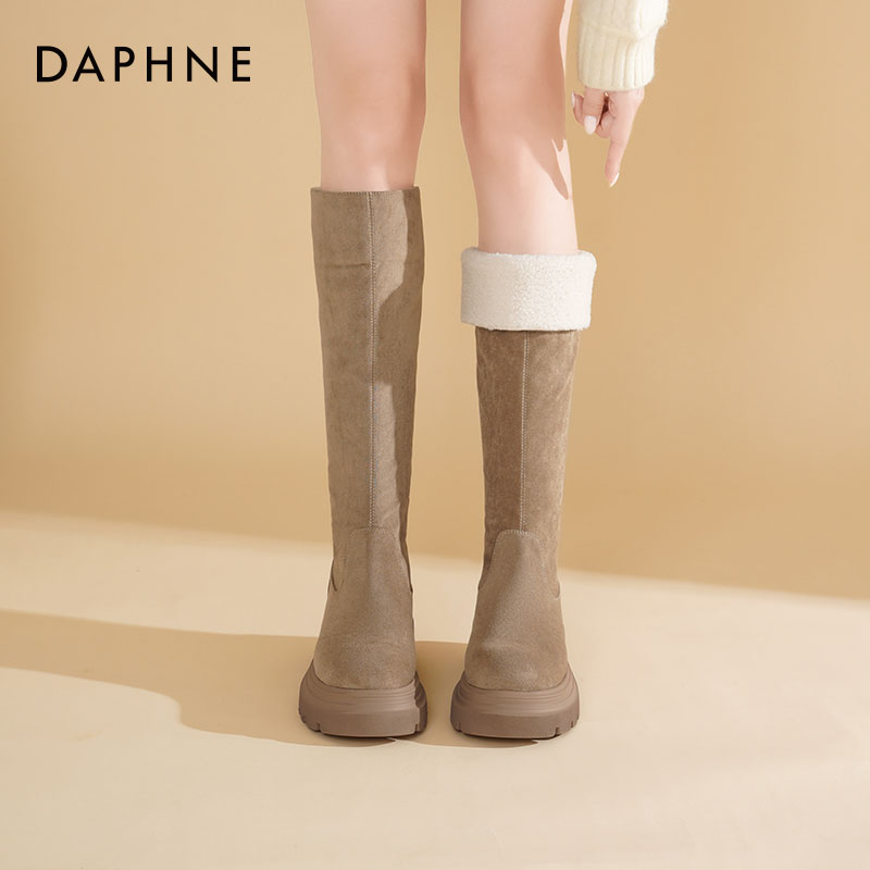 达芙妮加绒长筒靴女保暖雪地靴