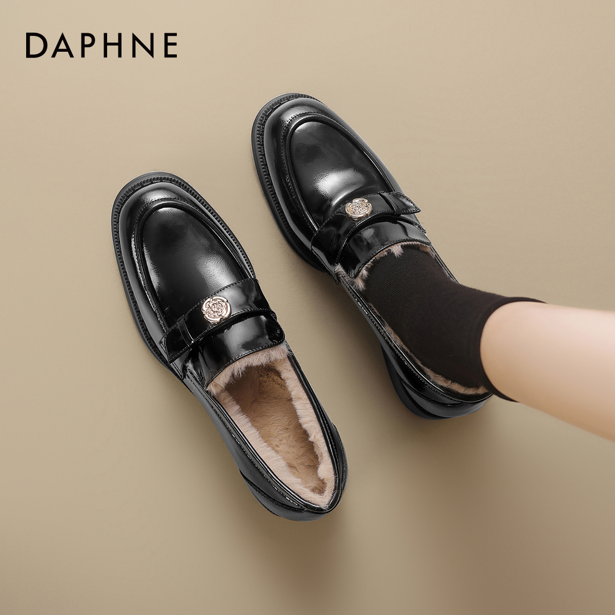 达芙妮加绒乐福鞋女秋冬季棉鞋子