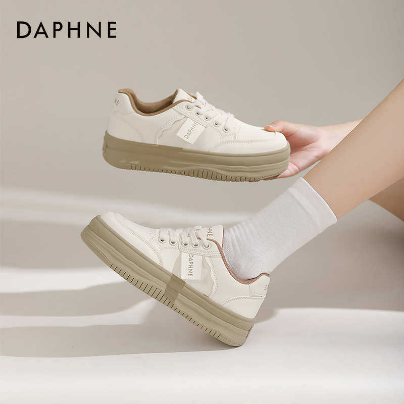 达芙妮厚底百搭休闲复古面包鞋