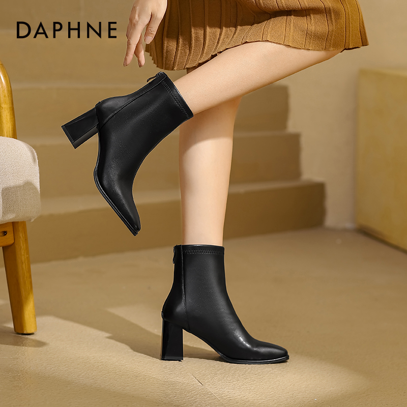 达芙妮优雅短靴时装靴