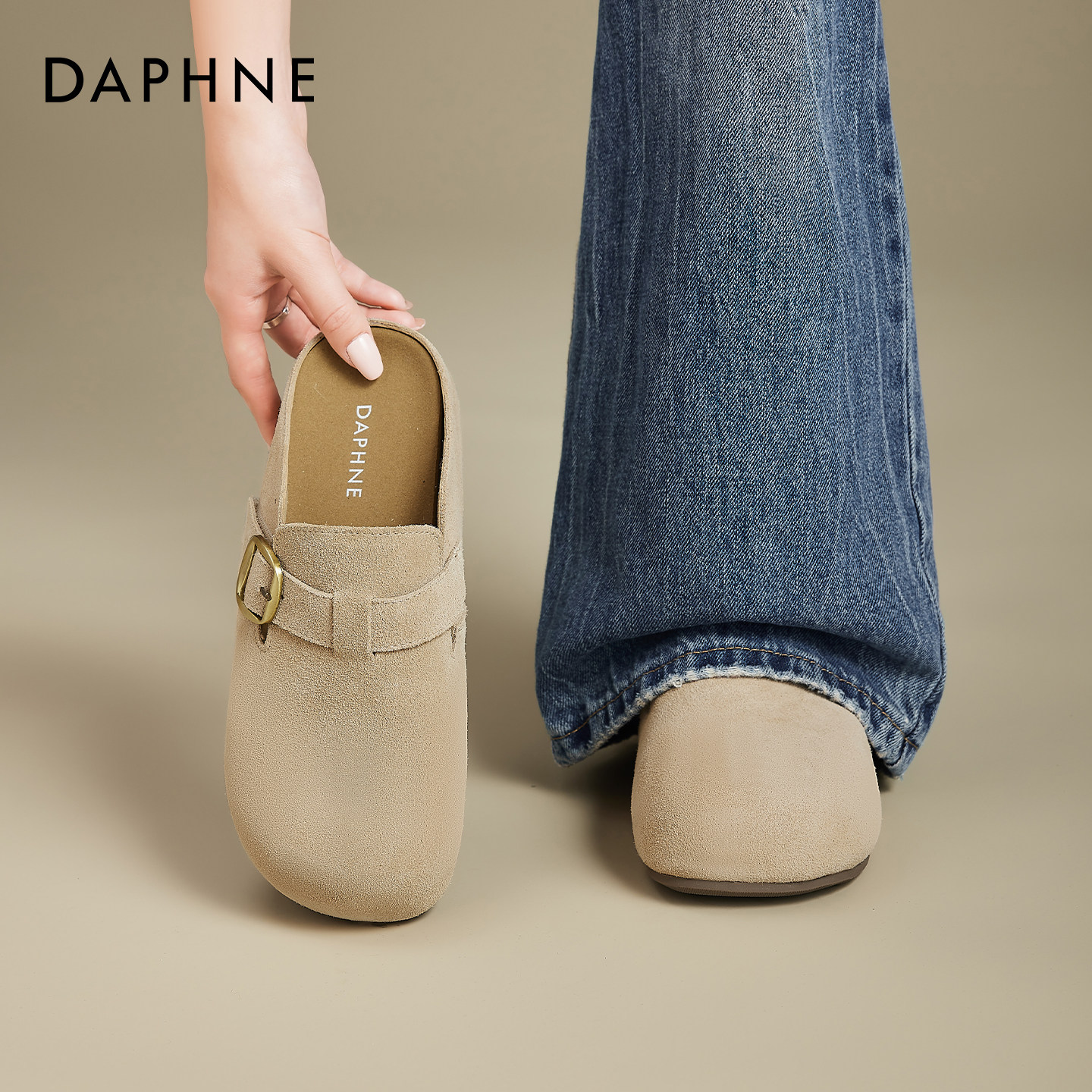 达芙妮厚底勃肯鞋女2026春季新款孕妇软底包头半拖鞋子一脚蹬单鞋