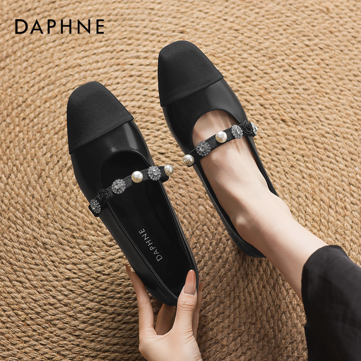 达芙妮浅口单鞋女2026新款法式绝美平底鞋猫跟皮鞋夏季玛丽珍女鞋,女鞋,浅口单鞋,淘宝优惠券,粉丝福利购,淘宝优惠卷