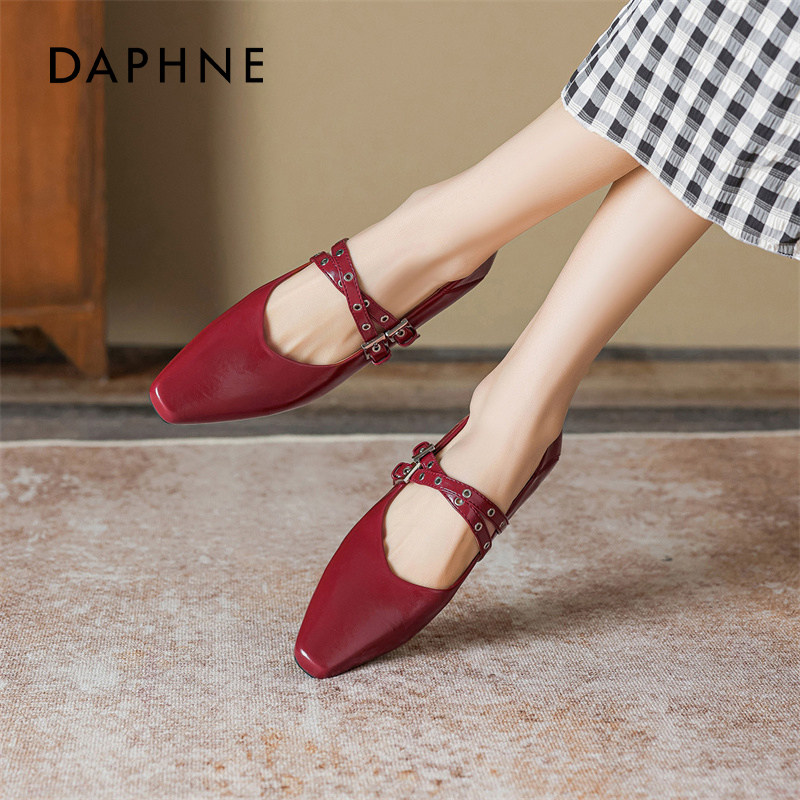 达芙妮酒红色婚鞋玛丽珍女2026新款春季法式绝美新娘鞋浅口单鞋,女鞋,浅口单鞋,淘宝优惠券,粉丝福利购,淘宝优惠卷