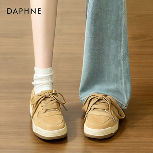 达芙妮姜黄色板鞋女款2026新款巨好看德训鞋增高休闲厚底小白鞋子