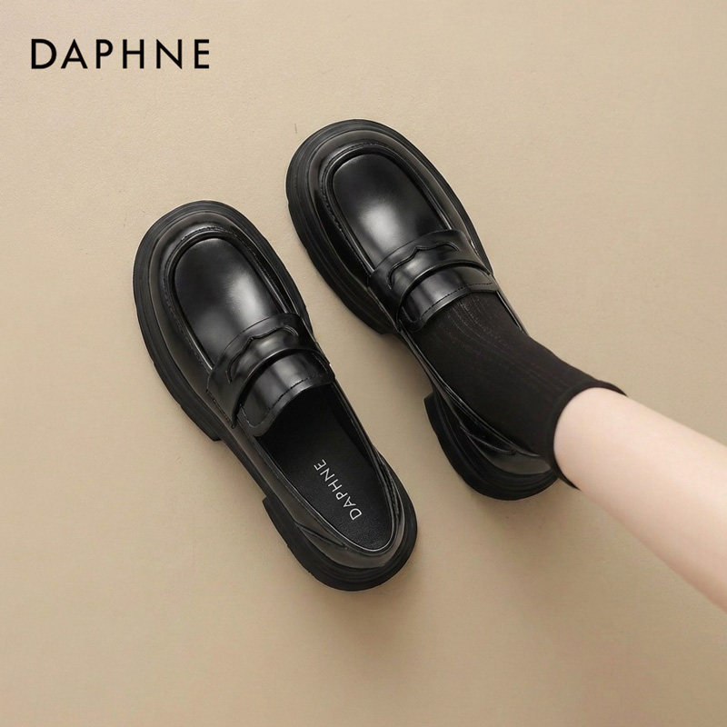 达芙妮黑色乐福鞋厚底女款2026新款春季英伦风一脚蹬小皮鞋豆豆鞋