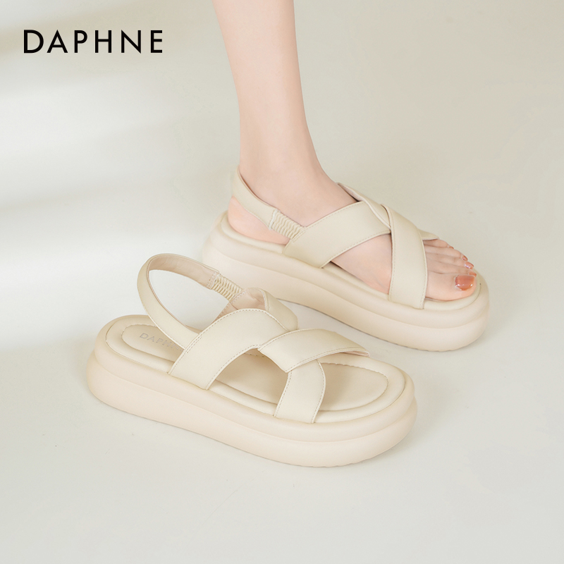 达芙妮厚底凉鞋外穿沙滩凉鞋女