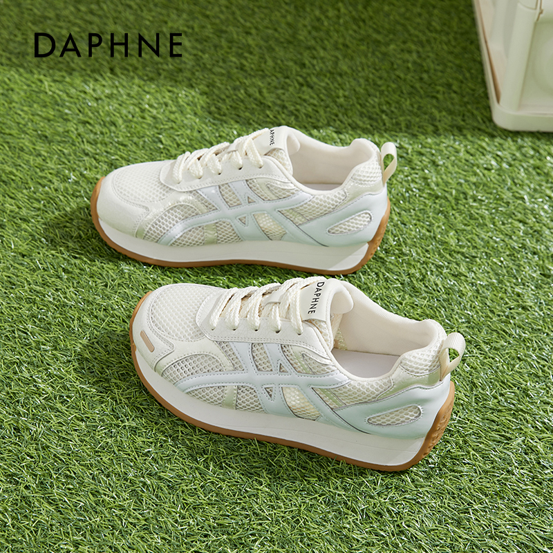 达芙妮网鞋女透气网面薄底运动鞋