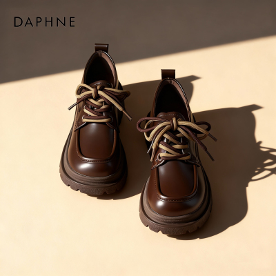达芙妮棕色乐福鞋女系带小皮鞋