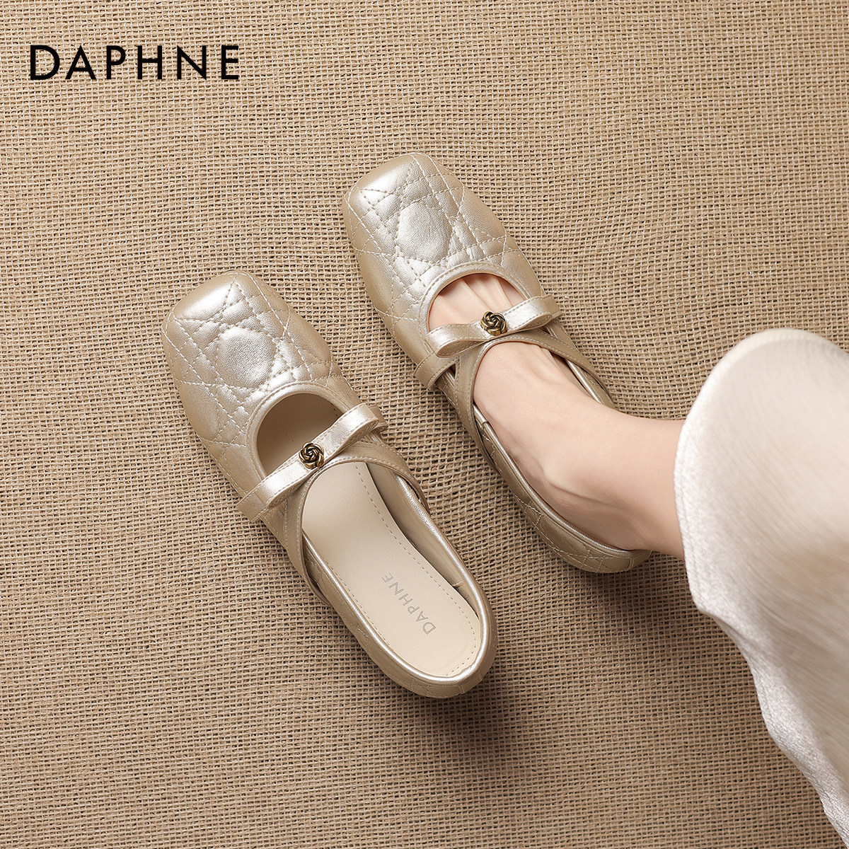 达芙妮平底单鞋女2026新款春季玛丽珍女鞋法式芭蕾豆豆内增高皮鞋