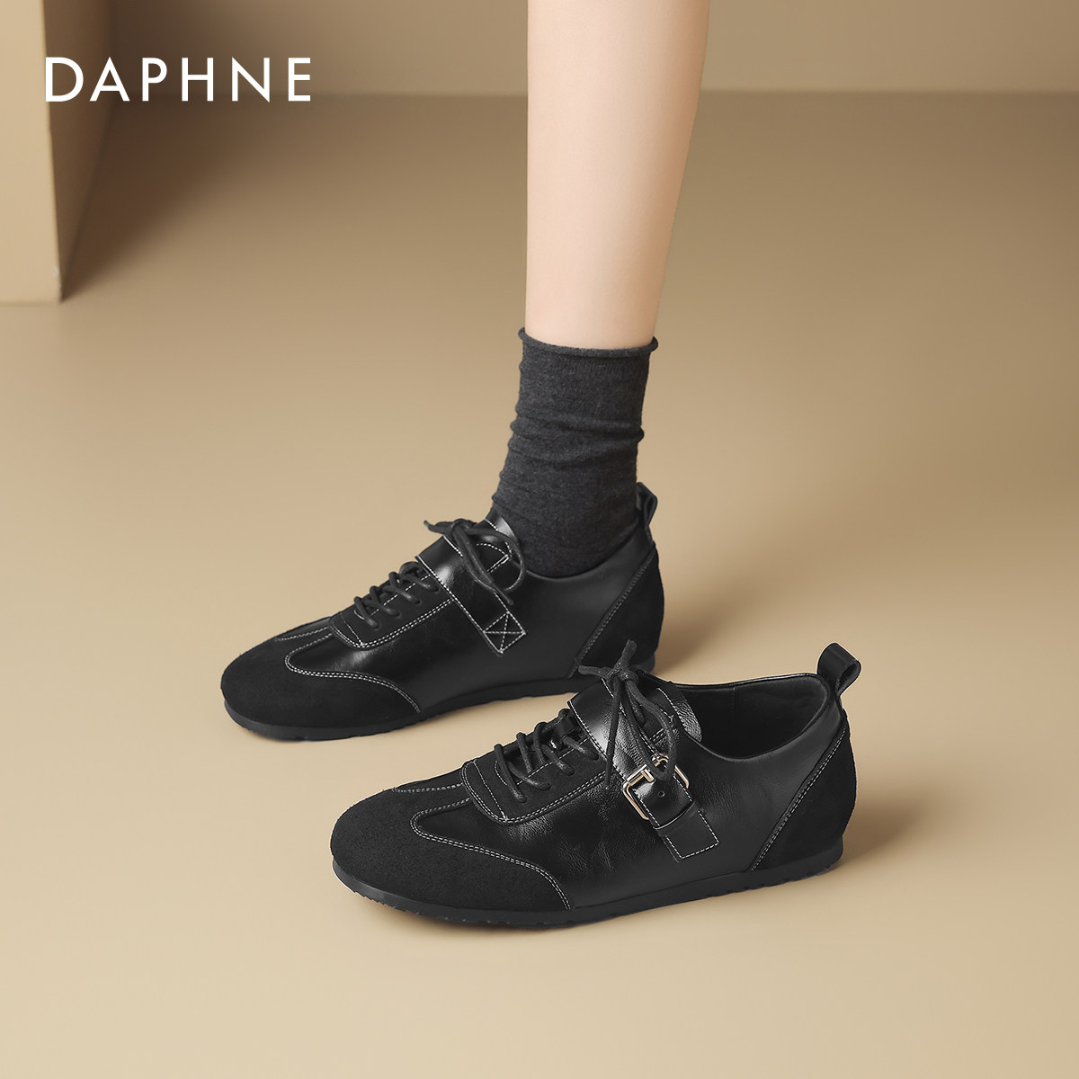 达芙妮黑色德训鞋2026新款春季运动休闲鞋子厚底板鞋配阔腿裤女鞋,女鞋,德训鞋,淘宝优惠券,粉丝福利购,淘宝优惠卷