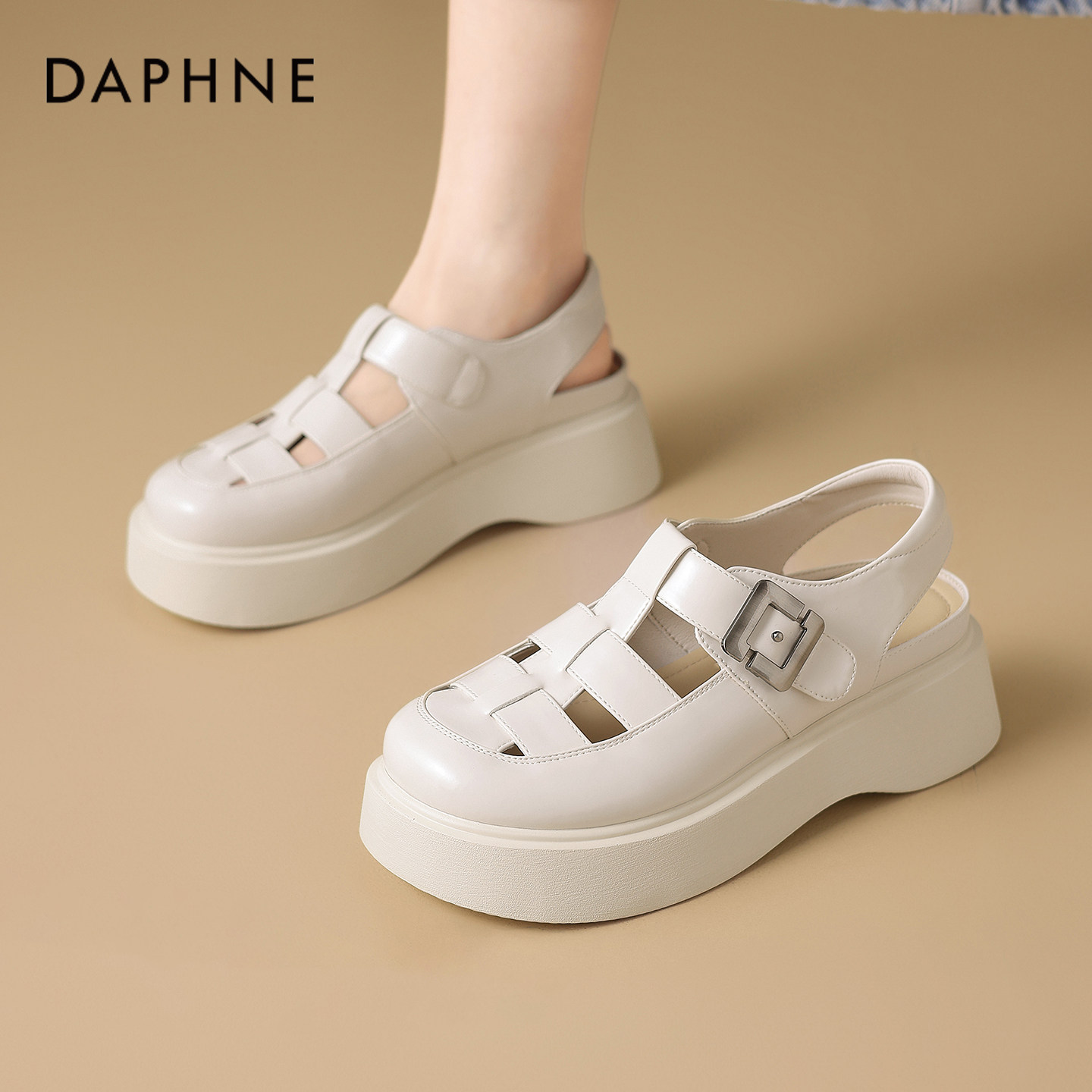 达芙妮凉鞋女款夏季罗马女鞋2026新款包头皮鞋厚底镂空单鞋猪笼鞋