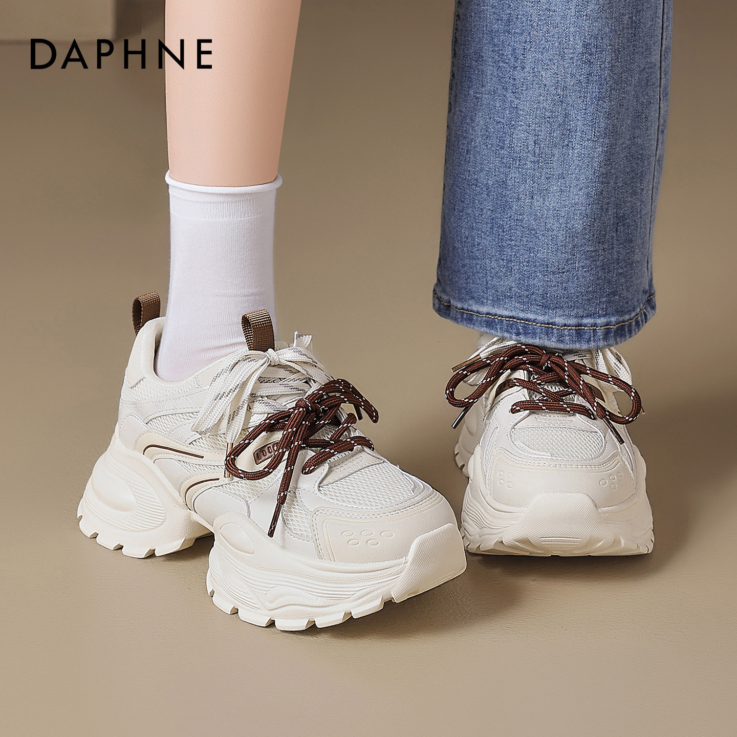 达芙妮厚底老爹鞋女款2026新款今年流行爆款增高显脚小休闲运动鞋