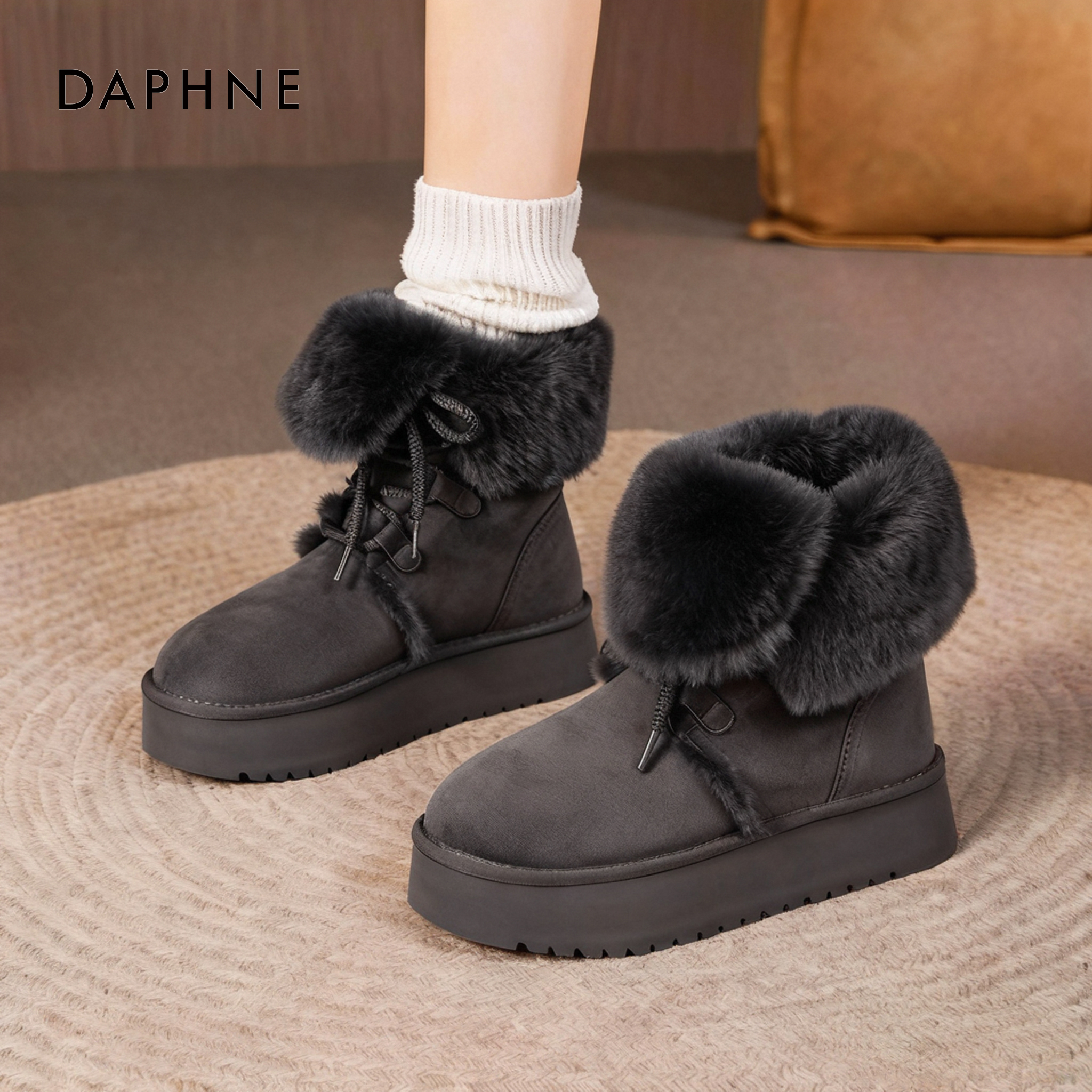 达芙妮加绒保暖雪地靴防水防滑