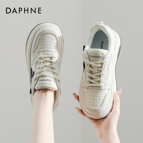 达芙妮小白鞋休闲板鞋熊猫鞋