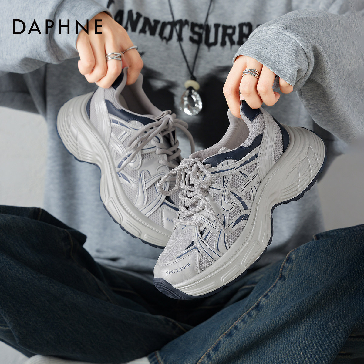 灰色老爹鞋女款厚底运动休闲鞋