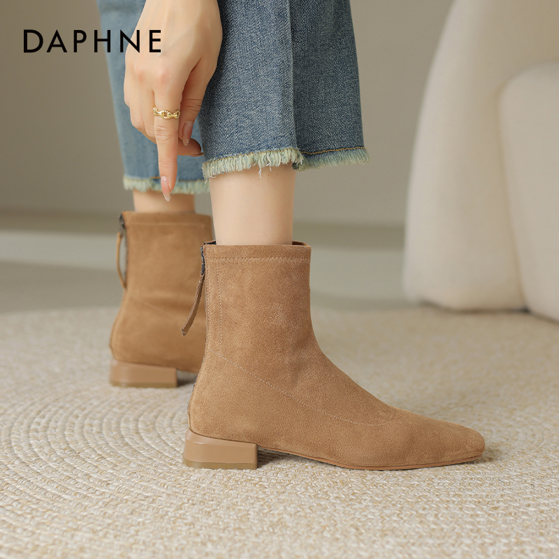 达芙妮小香风瘦瘦靴磨砂短靴女