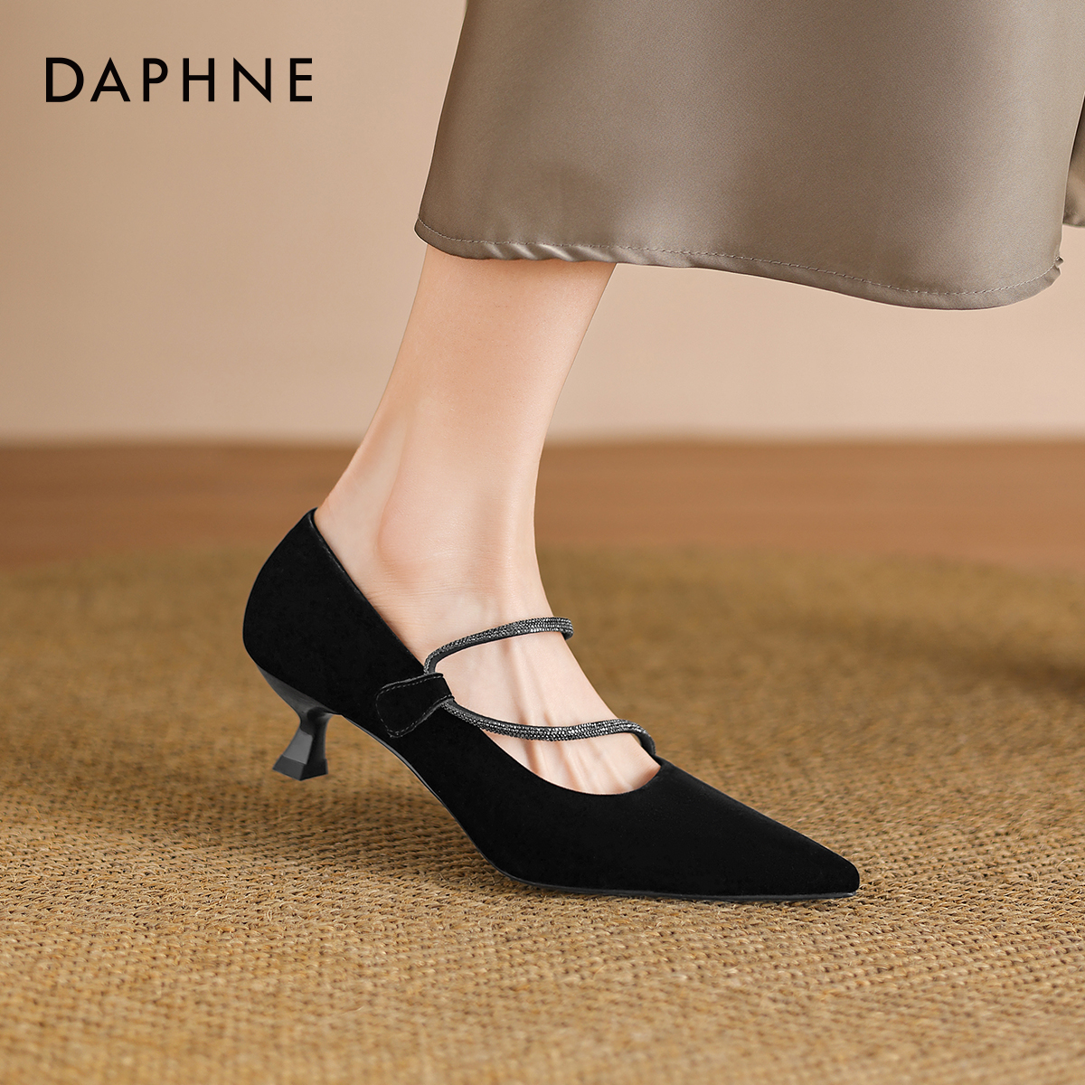 达芙妮法式尖头高跟鞋猫跟单鞋女