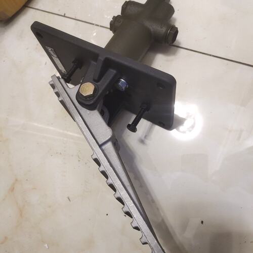 议价GL脚踏制动阀GL820-155-103ZL820155103Zl820-155-103zl
