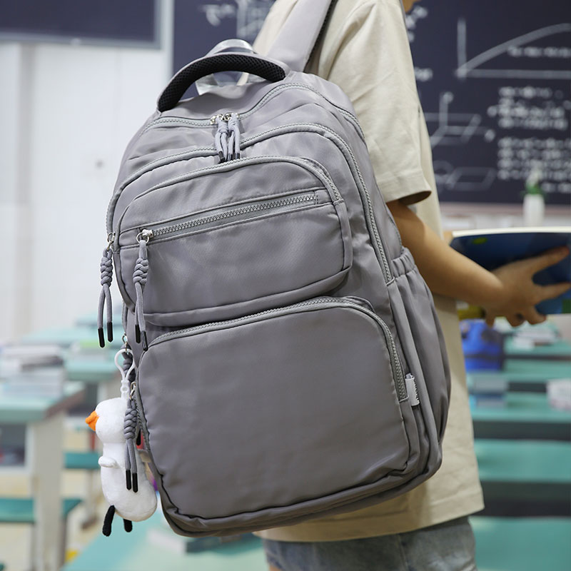 轻便多层口袋上学旅行书包电脑包