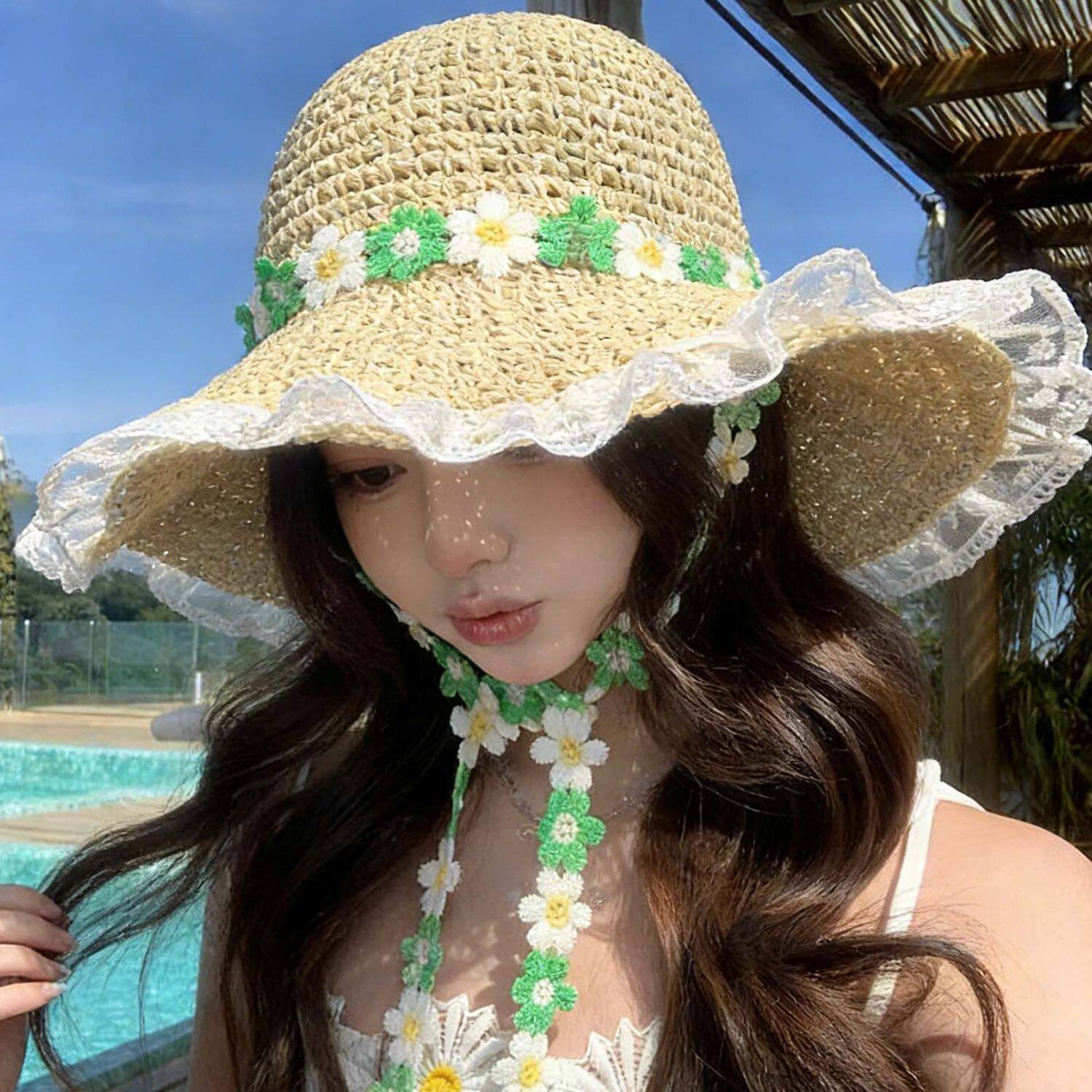 草帽新款小花朵蕾丝飘带帽子女度假渔夫夏季海边草编防晒遮阳帽子
