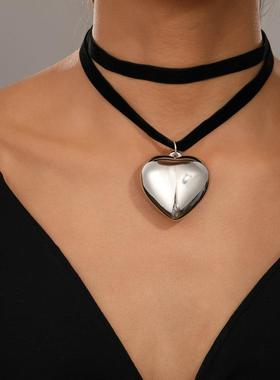 Double layered velvet heart-shaped collar necklace耳环