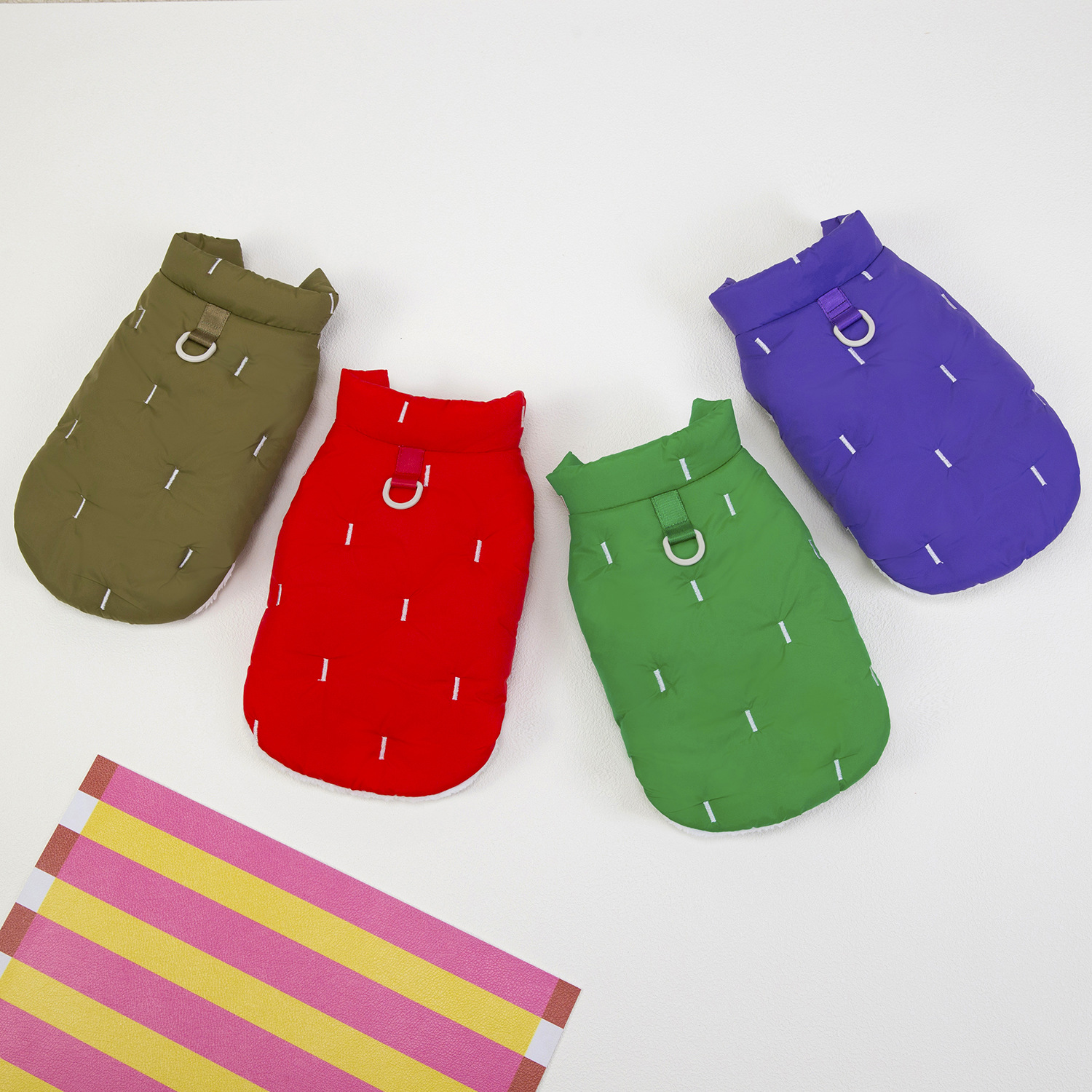 新款冬天狗狗泰迪两脚衣羽绒秋冬款加厚保暖防寒宠物比熊泰迪2025