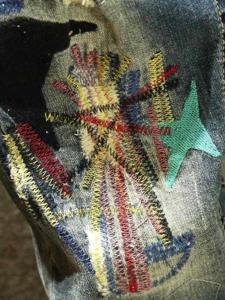 남자 찢어진 청바지 남자 트렌디한 여름 얇은 한식 스타일 트렌디한 활용도 높은 자수 팬츠 작은 발을 위한 슬림핏 바지