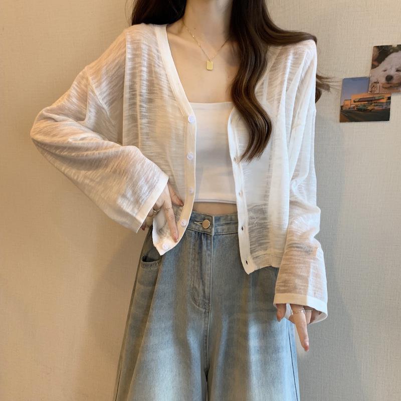 冰丝白色防晒开衫女薄款夏季披肩外搭宽松v领短款外套大码胖妹妹