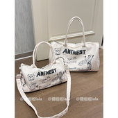 宅女同款 涂鸦旅行包大容量休闲通勤百搭健身包新款 女生小众大包