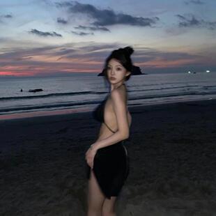 鏈條設計biiA30816kin比基尼三件套性感辣妹風泳沙灘照海邊拍度假