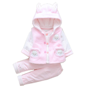 女宝宝春天套装1新生儿加厚三件套婴幼儿03岁秋冬款外出薄棉衣服2