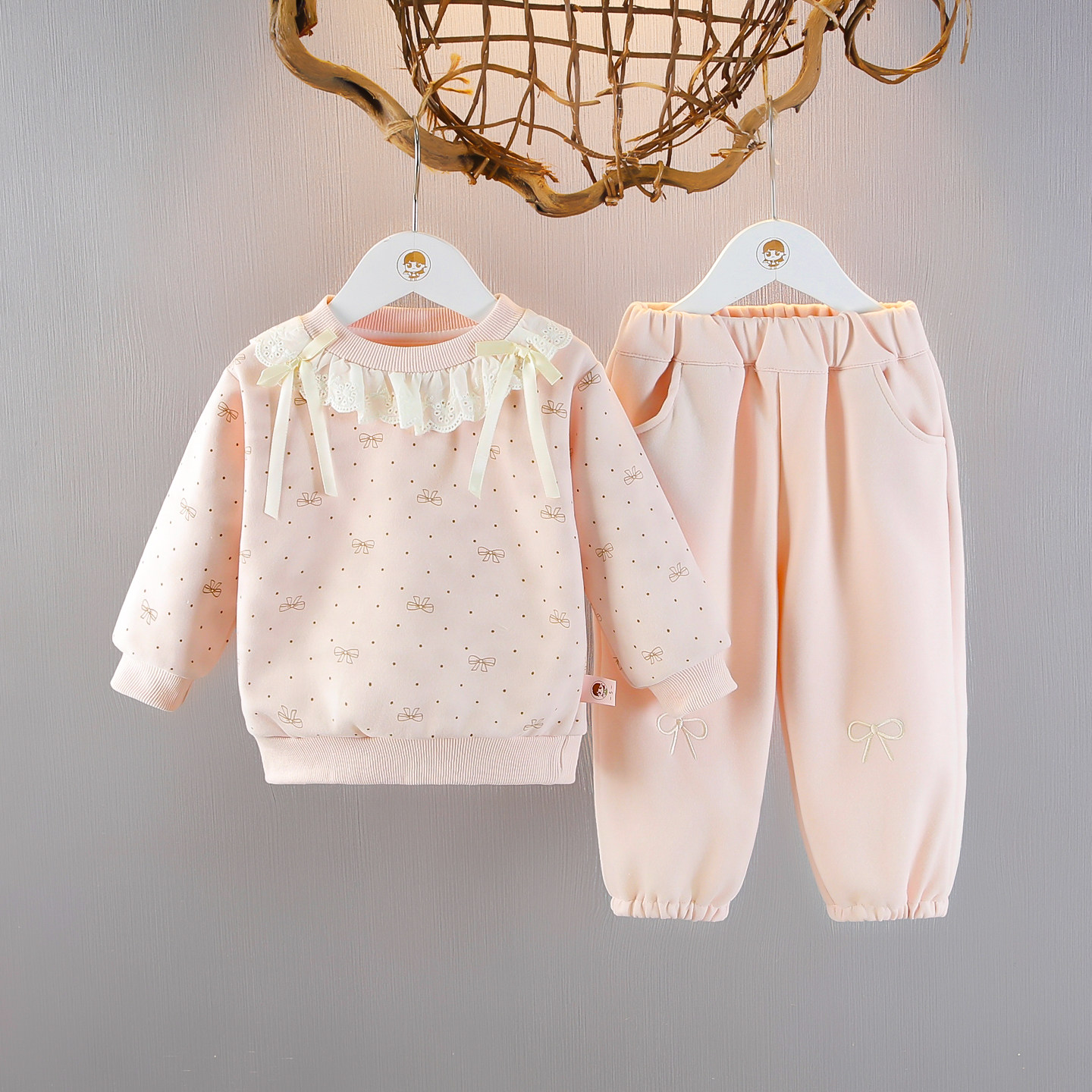 0-4岁女童套装春秋款宝宝洋气儿童卫衣两件套运动秋季衣服童装3岁