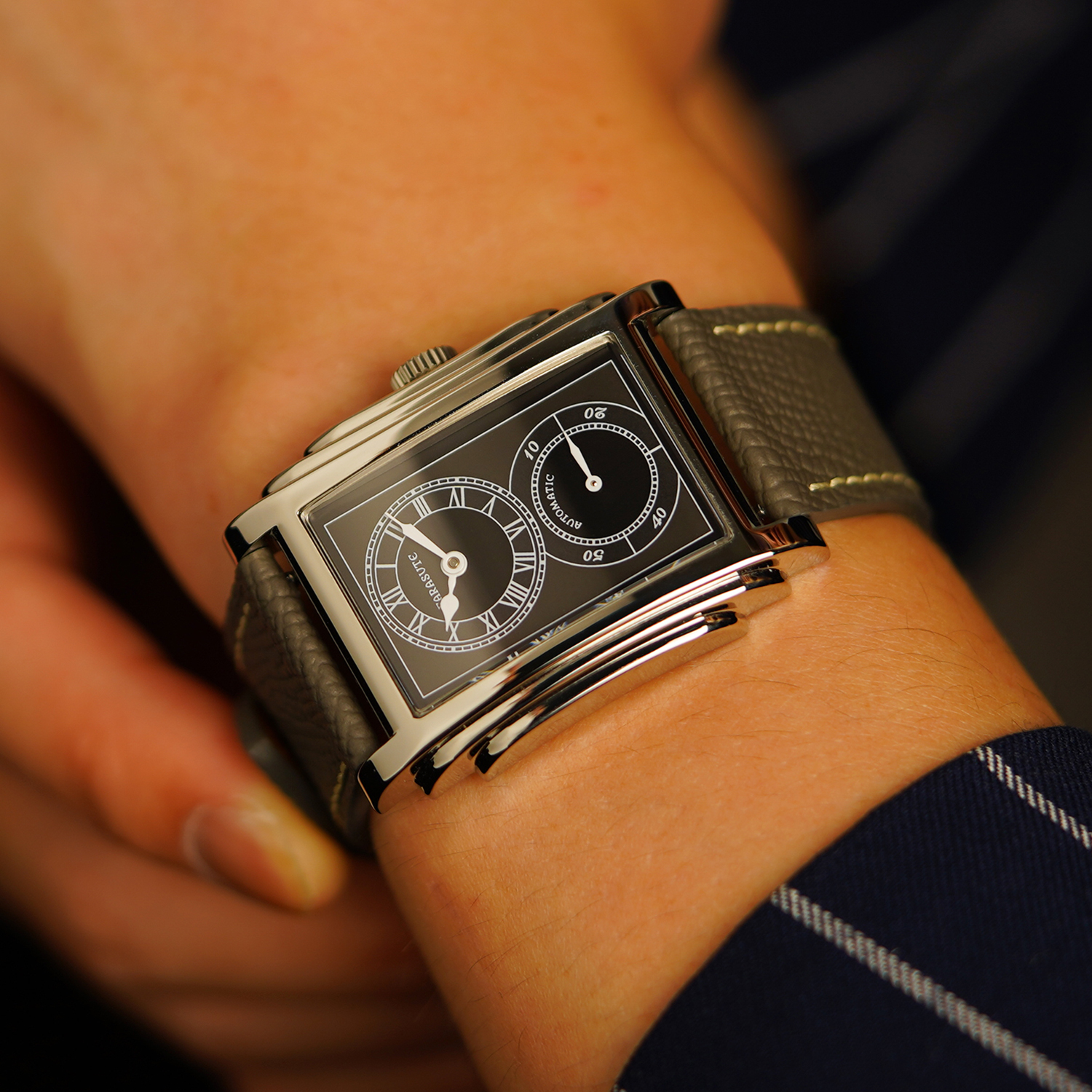 法拉苏蒂方形复古男士机械手表