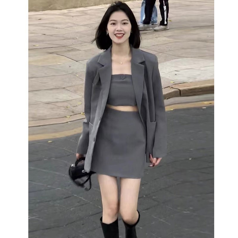 甜辣胖mm显瘦西服套装裙女春夏宽松休闲西装外套抹胸半身裙三件套