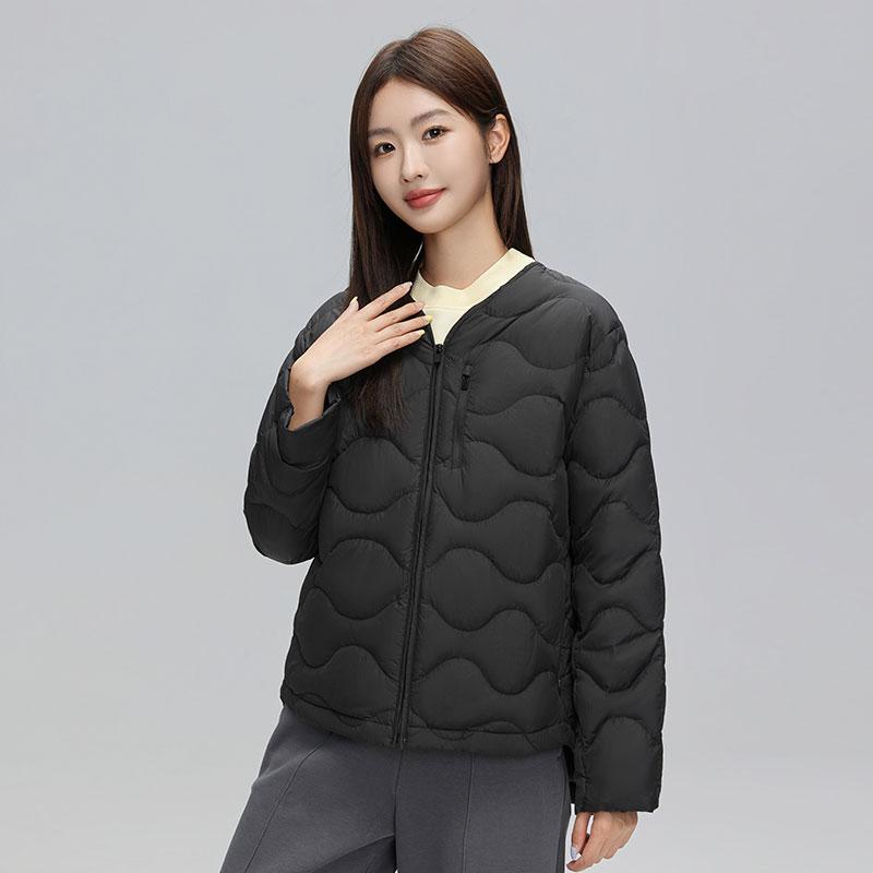 YPUT羽绒服女士常规款修身外套保暖时尚V领 YHF211732G