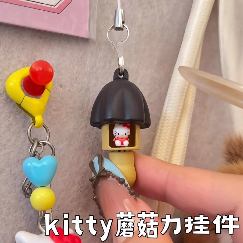 送女朋友哈喽kitty蘑菇力挂件可