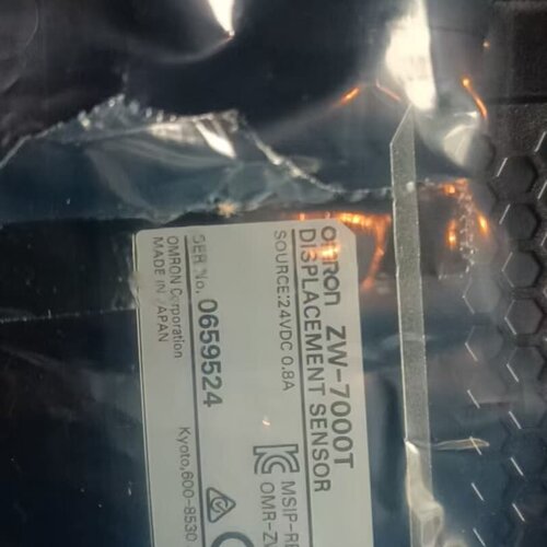议价欧姆龙OMRON位移传感器，型号ZW-7000T，24V D