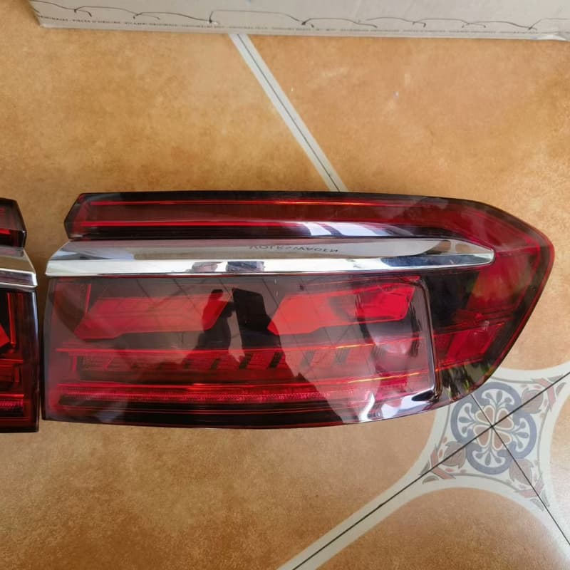 议价#Audi/奥迪 奥迪A8D5 LED外尾灯维修
