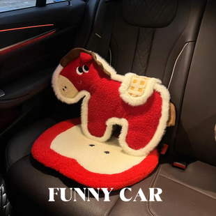 马年吉祥物小马玩偶春节卡通车载抱枕靠背女生睡觉公仔2026新款